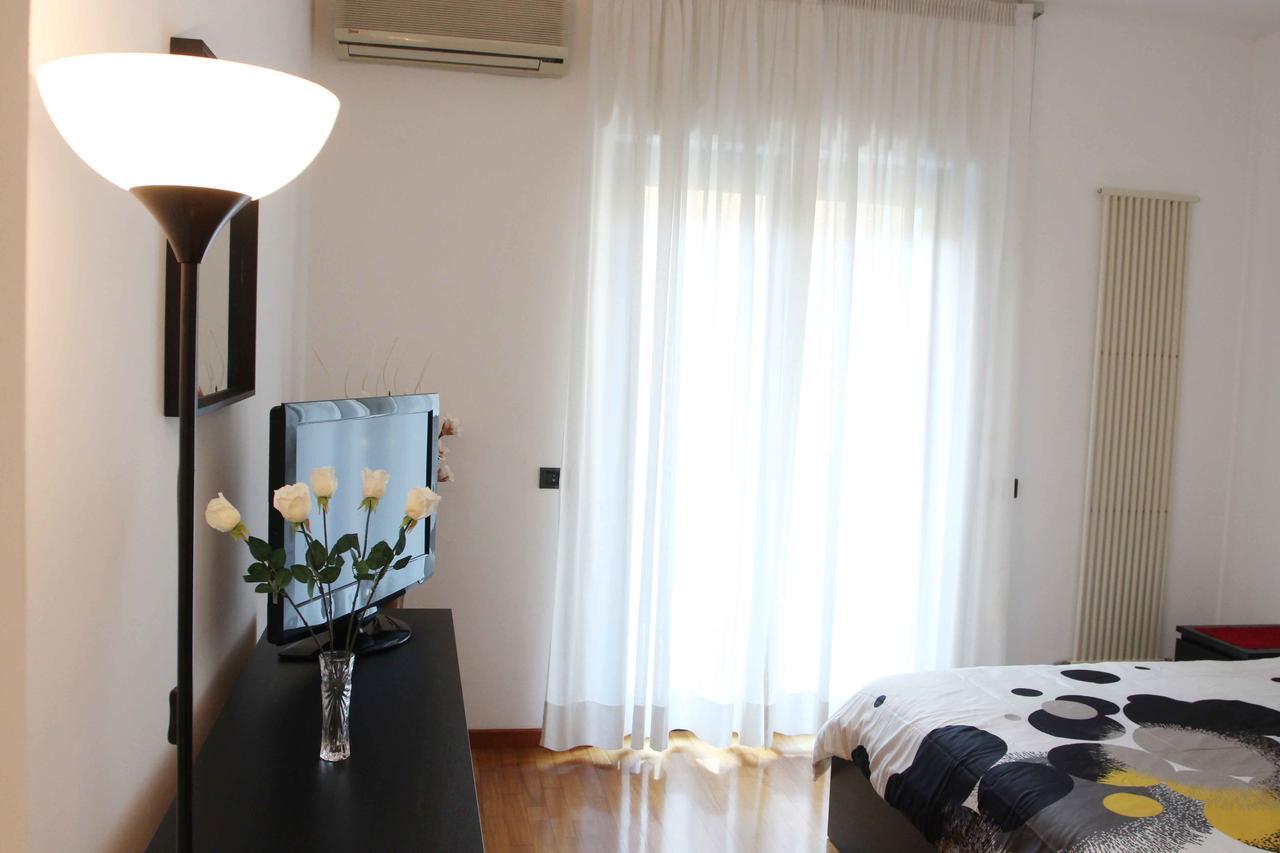 Apartment De Rossi 巴里 外观 照片
